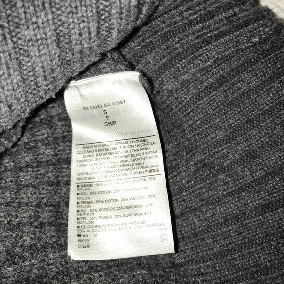 Banana Republic Crop sweater - Picture 7 of 7